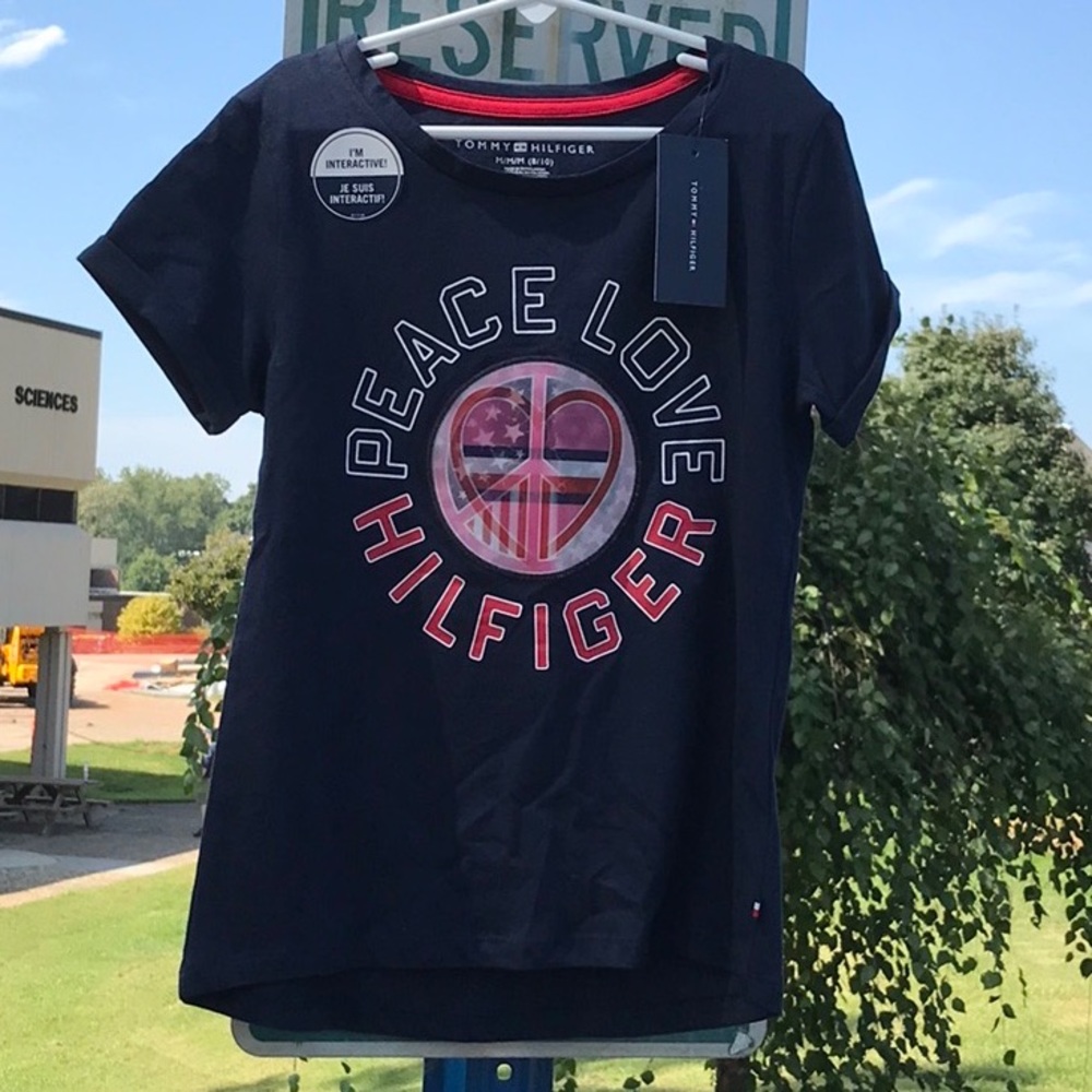 NWT Tommy Hilfiger Navy Blue SS Interactive Tee Heart Peace Love Medium 8/10